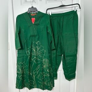 Rangriti 2 piece Indian Pakistani stitched suit Satin silk fabric w/ 2 pockets